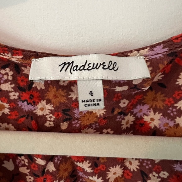 Madewell Silk Button-Sleeve Top in Spring Prairie | Spring Floral Rusted | sz 4 - Picture 10 of 10